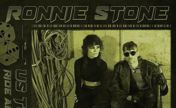 Ronnie Stone, KT Kink, Alien Observer