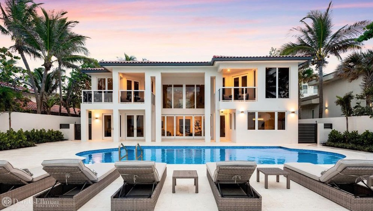 Sammy Sosa's former Florida mansion is on sale for $16 million, let's take a tour