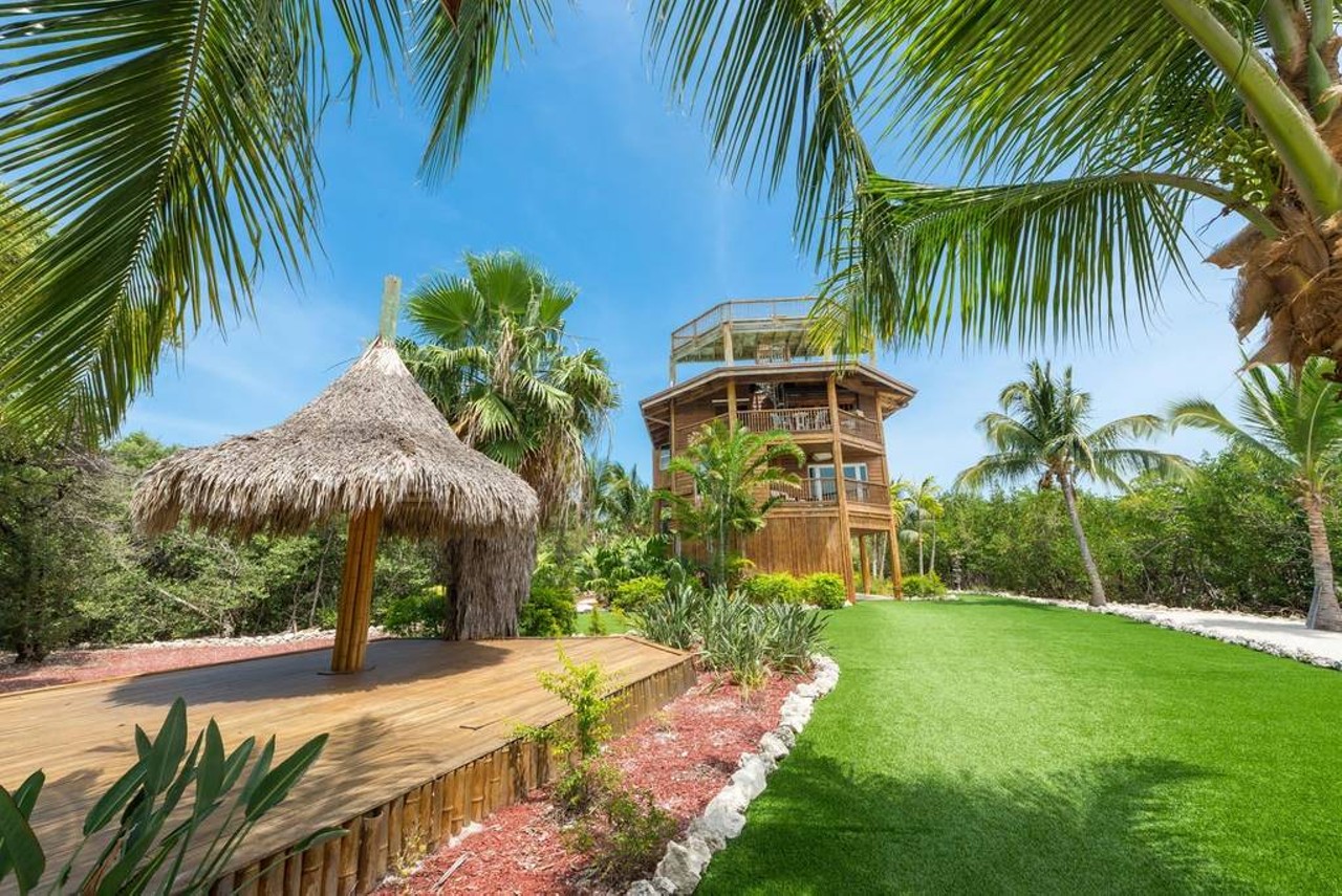 Private Island next to Key West
8 guests, 3 bedrooms, 4 beds, 3 baths
$1,550 per night
A tiki hut and deck sit feet away from the house where you can host an evening of cocktails and chatter with friend and family or enjoy a dinner in the backyard of this private haven.