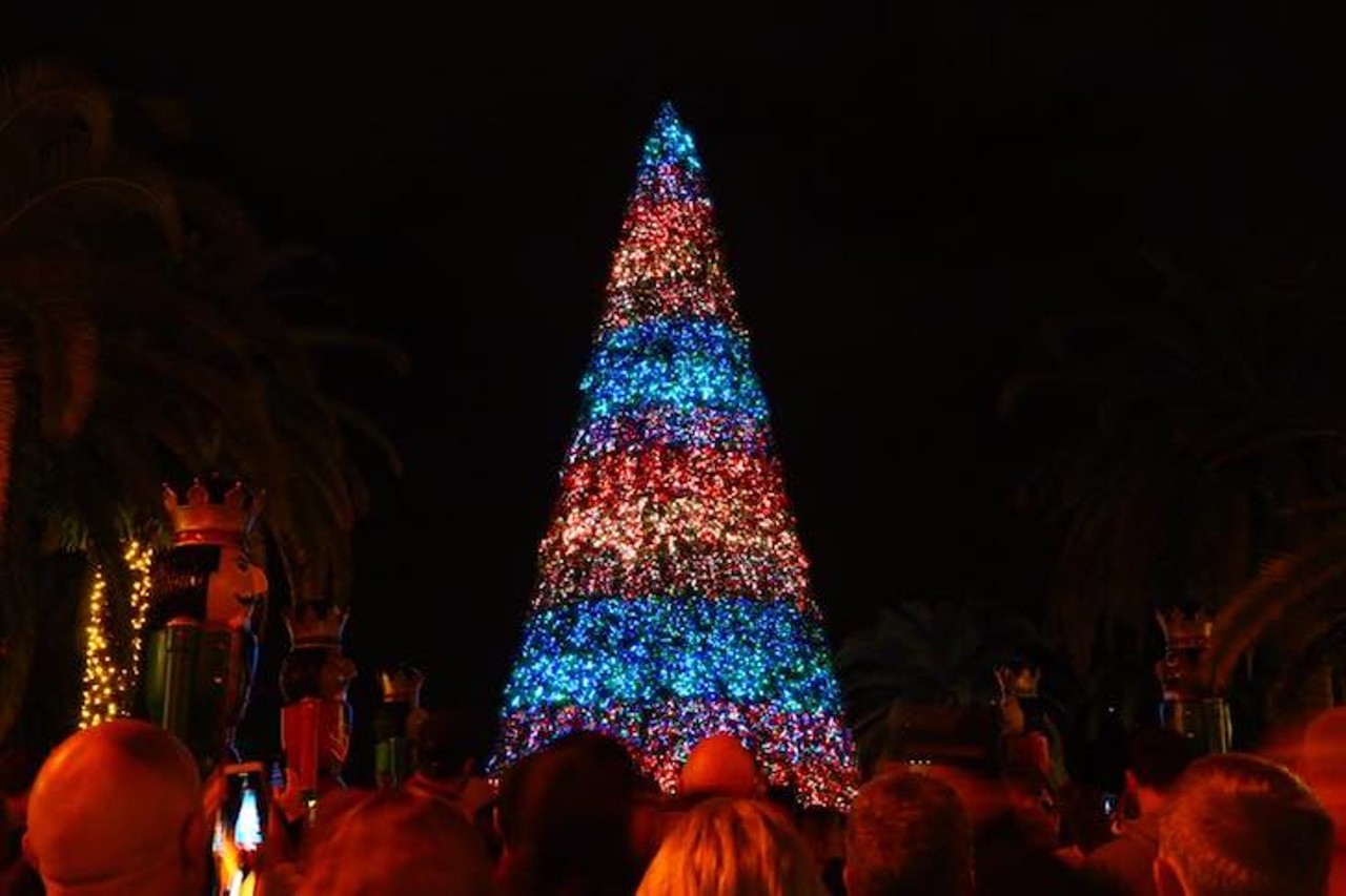 Eola Wonderland Christmas Tree Show  
512 E. Washington St., 407-246-2555
The Eola Wonderland Christmas Tree comes alive with a synchronized light and music show every night from Dec. 6 through Jan. 5.
Photo via Lake Eola Park/Facebook
