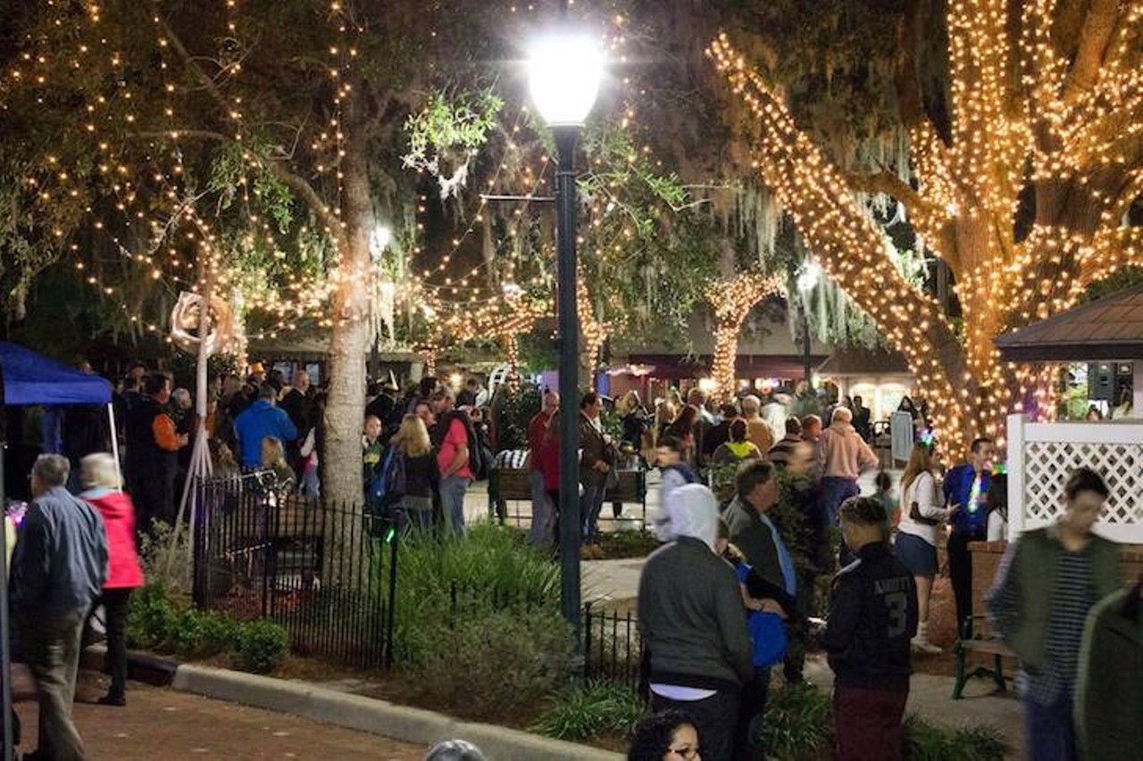 Light Up Mount Dora  
535 N. Donnelly St., Mount Dora, FL 32756, 352-735-7100
Enjoy dinner in the Historic Donnelly House before downtown Mount Dora gets lit up with over 2 million sparkling lights on Nov. 30. The event starts at 4:30 p.m. and will run until 6:30 p.m.
Photo via City of Mount Dora/Facebook