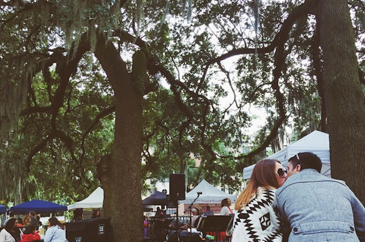 23. Lake Eola's Farmers Market
Farmers markets have always been ground zero for PDA, and this Sunday morning farmers market is no different. 
Photo via ectorjavierfoto/Instagram
