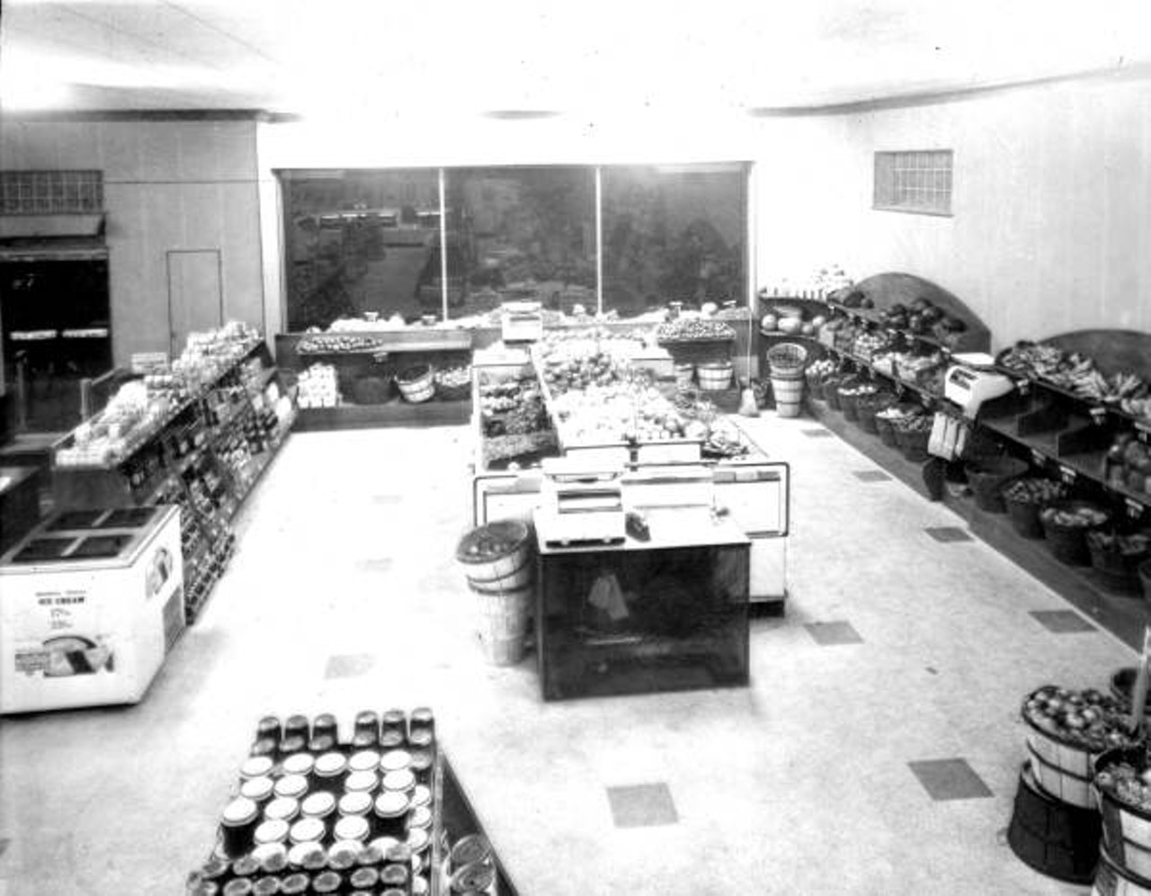 First Publix super market - Winter Haven, Florida, 1940.