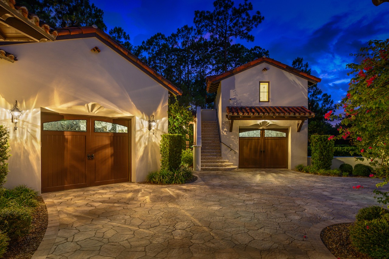 Mansion in Walt Disney World Resort Listed for $15 Million: Photos