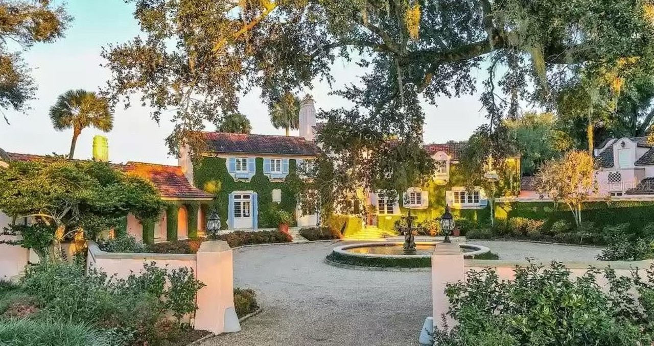 This historic Florida mansion comes with a yard designed by Bok Tower's landscape architect