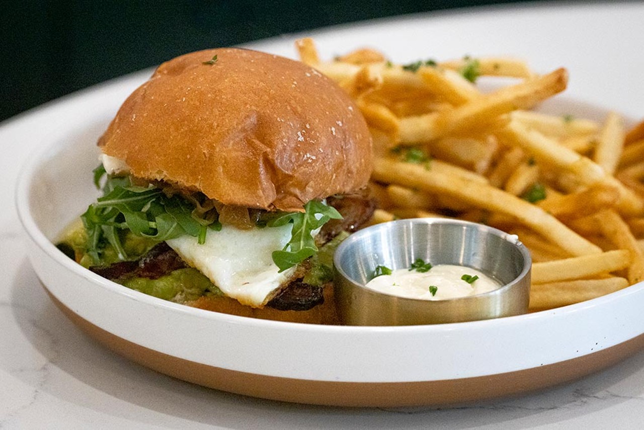 
Farm &amp; Haus: Feeding Park Avenue's early risers with a host of pre-noon pick-me-ups. (Review)

