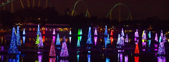 Rudolph the Red-Nosed Reindeer is sticking around at SeaWorld Parks (3)
