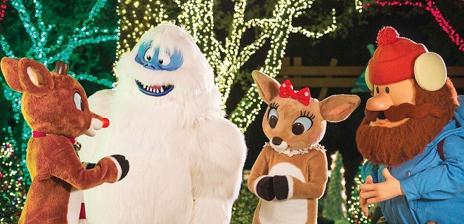 Rudolph the Red-Nosed Reindeer is sticking around at SeaWorld Parks (4)