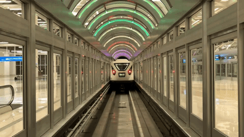 Orlando International Airport now has its own official GIFs (5)