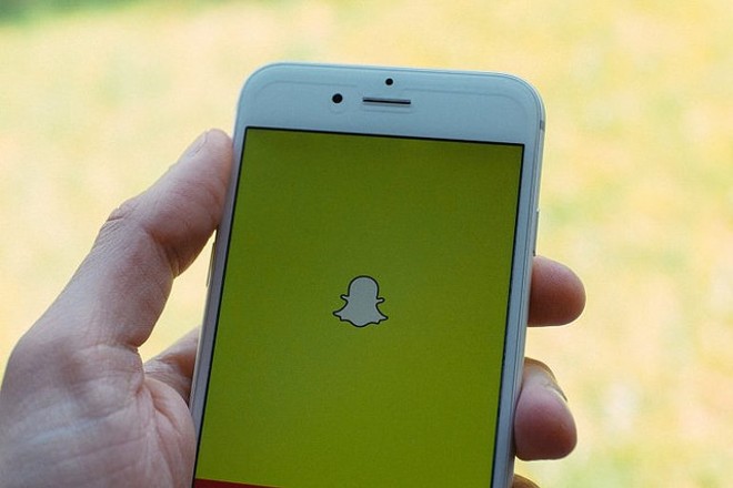 Deltona woman accidentally shoots herself while using Snapchat