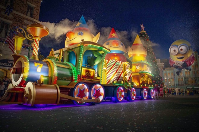 Universal Holiday Parade Featuring Macy’s - Photo courtesy Universal Studios