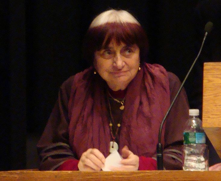 Agnès Varda speaking at a retrospective series at the Harvard Film Archive in 2009 - Photo via Wikimedia Commons