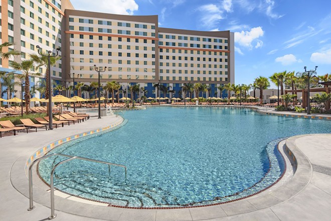 The pool at Dockside Inn and Suites - Photo courtesy Universal Orlando