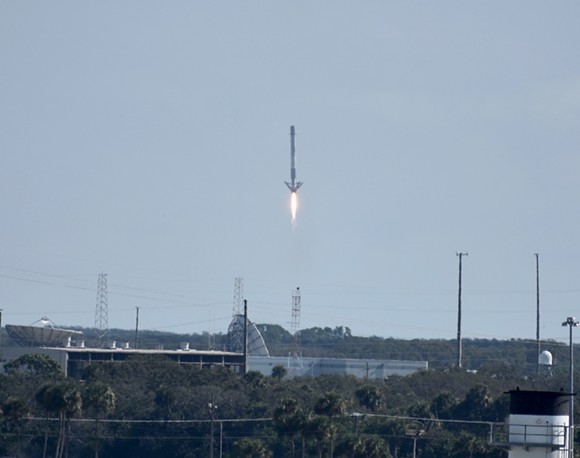 SpaceX squeezes in one last launch before an advancing Hurricane Irma