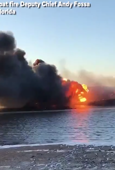 Florida casino cruise goes up in flames, leaving one dead