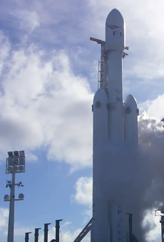 Watch SpaceX launch its Falcon Heavy rocket live right here