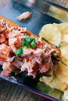 Downtown Orlando finally gets the lobster rolls it deserves
