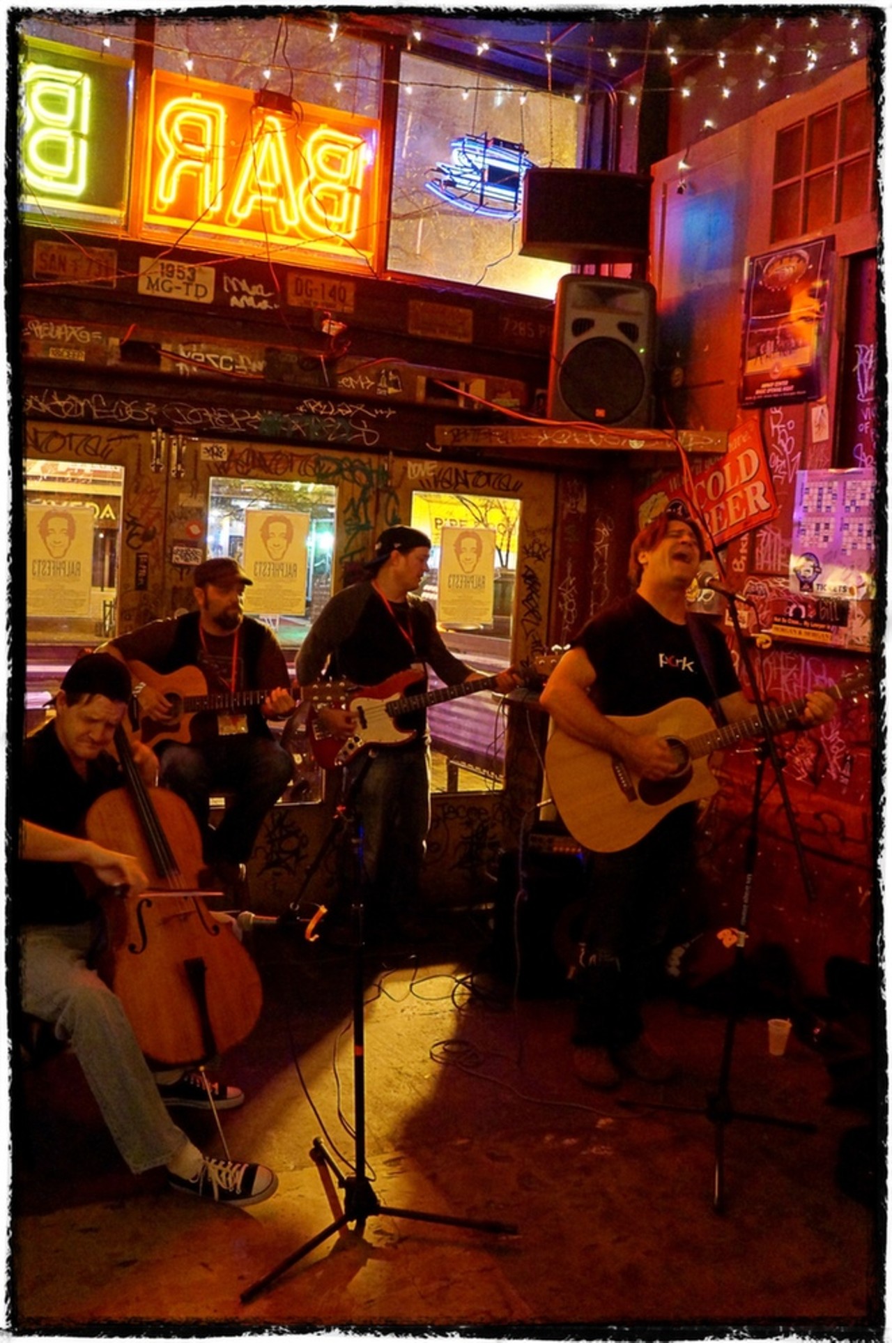 Princeton's Guff performs live at Bar-BQ-Bar (photo by Jim Leatherman)