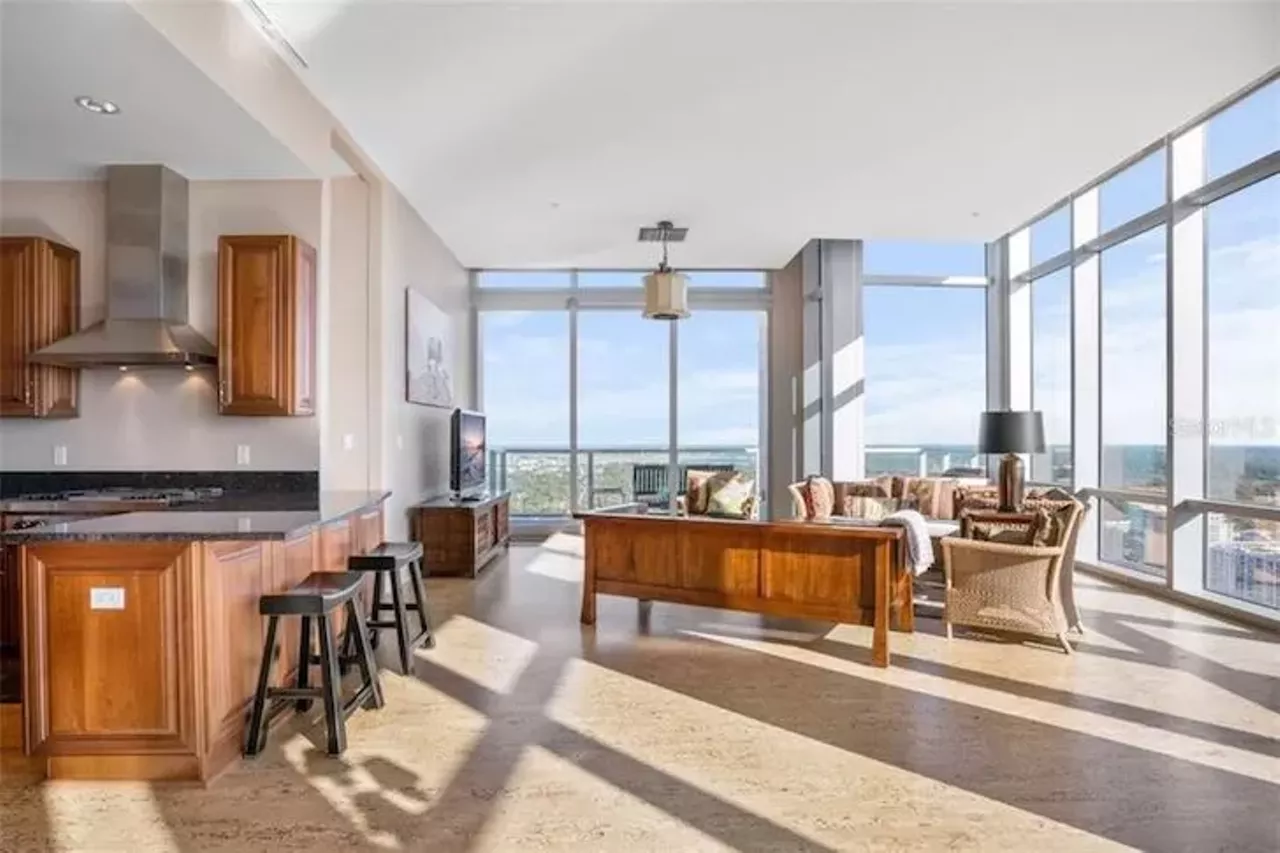 Luxury High Rise Penthouse Rentals Orlando Florida preview