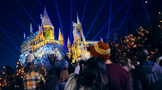 Universal Orlando’s holiday events return in November with Grinchmas, Macy’s parade and more